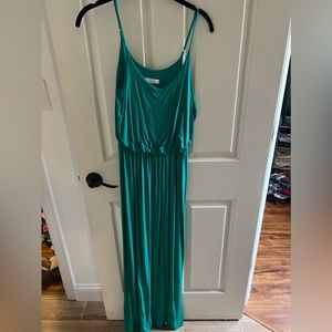 Green spaghetti strap maxi dress